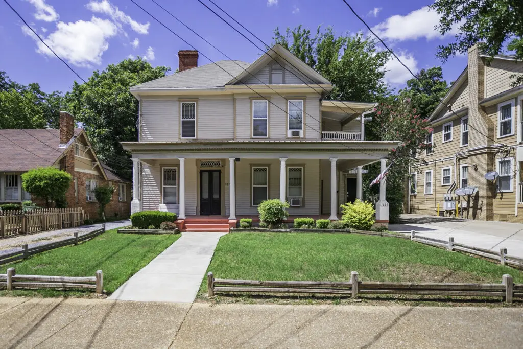 fe6b8305 b36f 46ff 9668 df2fb954dfe3.jpg