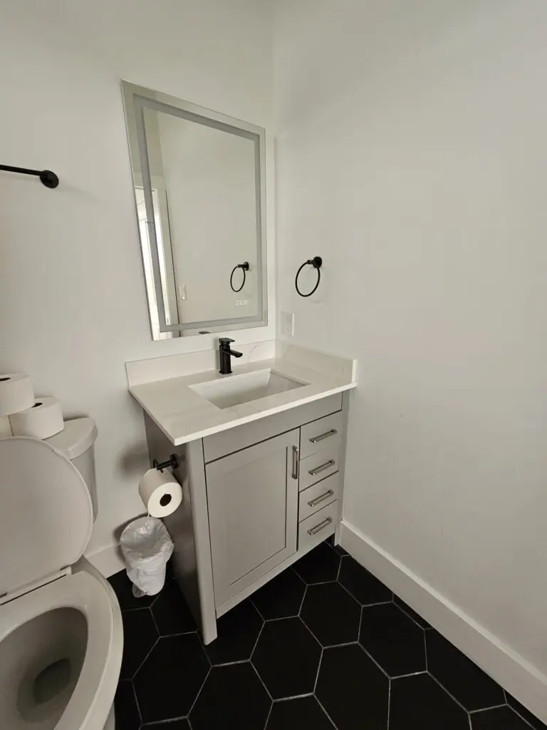 140c8aaa e55e 482a 84cb 61429784d244.jpg