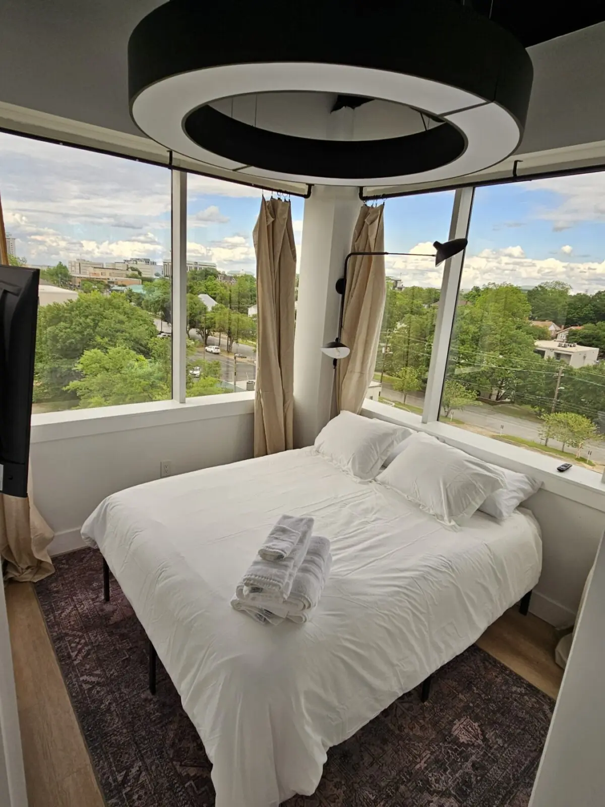 f5c1a542 ac0f 4f94 8af7 514b79c68e4b.jpg