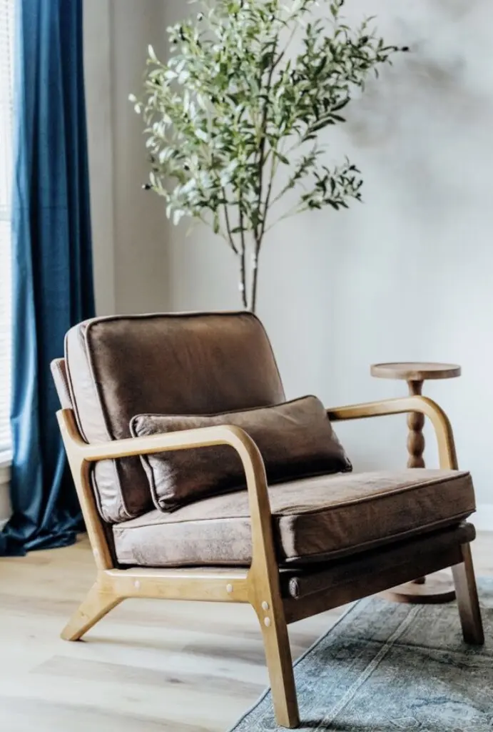 1cd43286 a60b 4c80 ae0a 22f62f335861