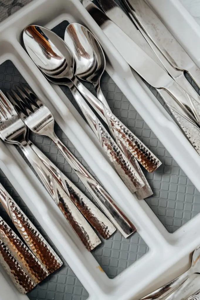 8a2d3f63 579a 417b a6a8 f7133de19658