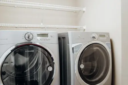 2606f430 5fcd 43f0 8e8a f458537aa3f5