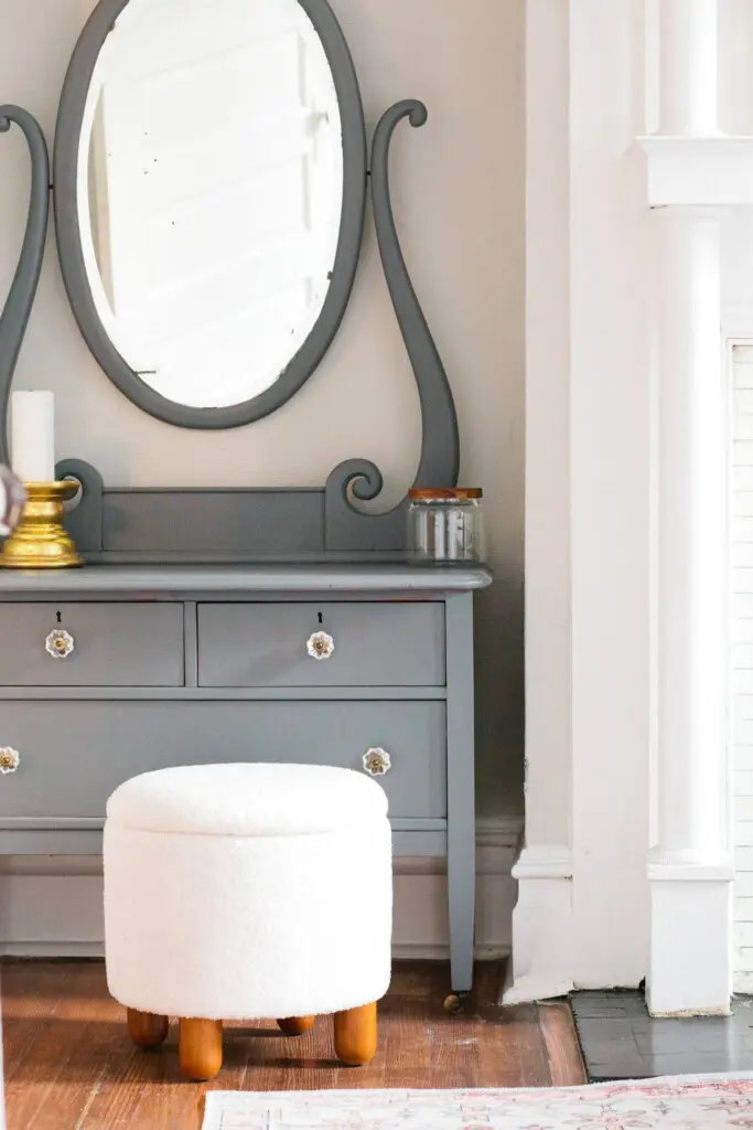 0b8332d5 7daa 4b31 a945 62e66e75d744