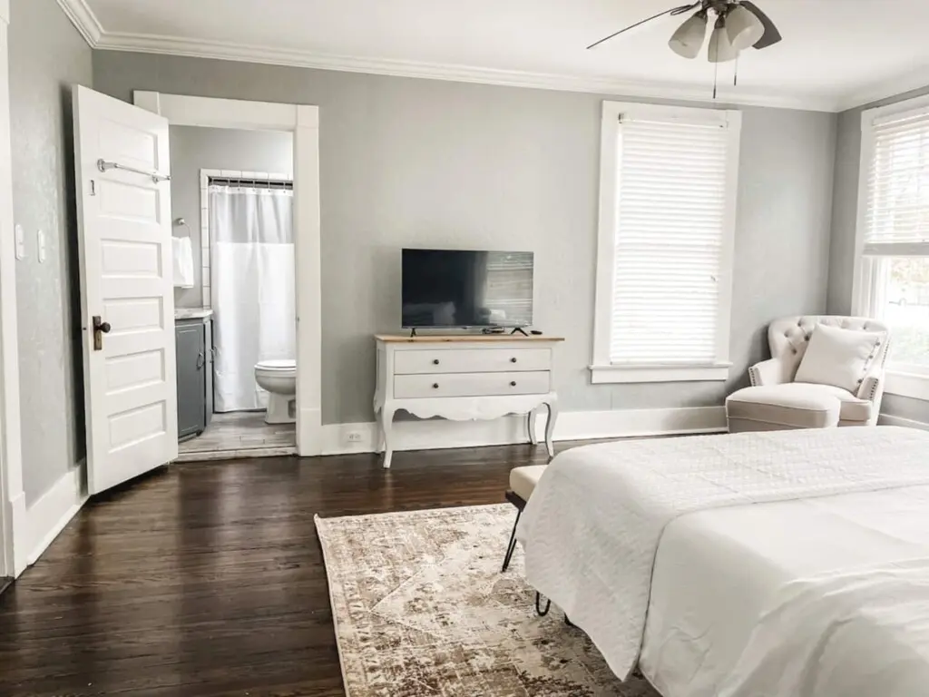 253c354f db5c 4b4a a245 c01297557575