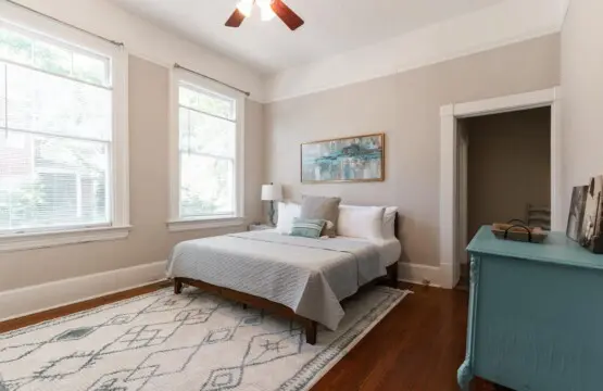 28c7ab69 147d 47b8 a98d 67bd08f93f76