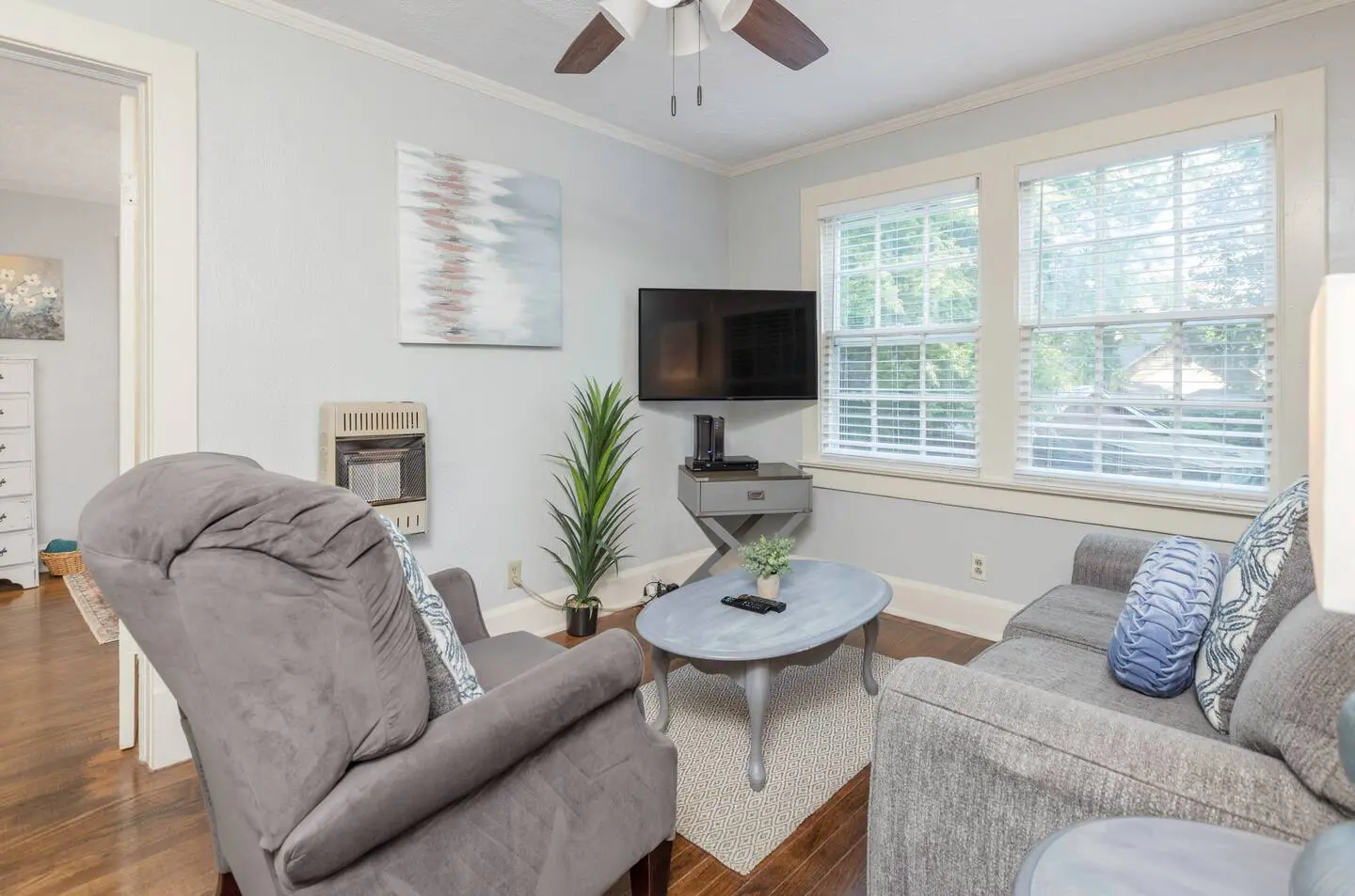 5d725e5d 1cd0 43a9 9ce4 7805be02623f