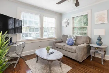 7a9eb4f2 f454 449a a6d6 bf4f502b88a4