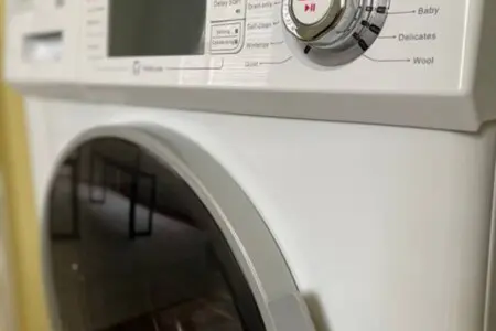 8dca69dc 6286 423c 9879 471b219ea168