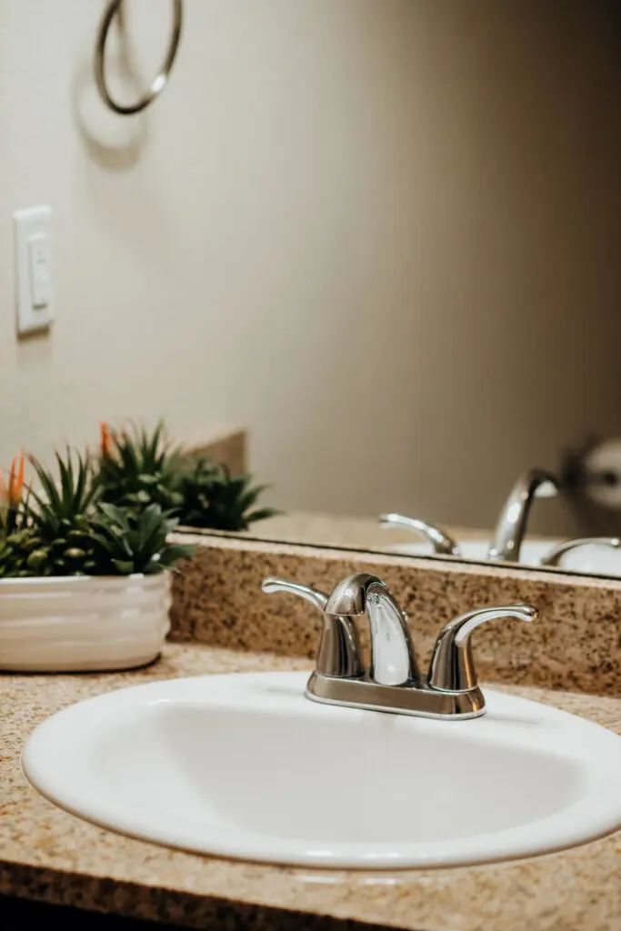 904b9f33 f90c 41fd 954e 7b718f82498f