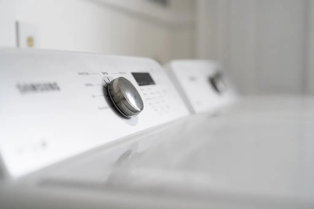 9b79d516 a5ec 4cdd 8c85 c84ed0aab304