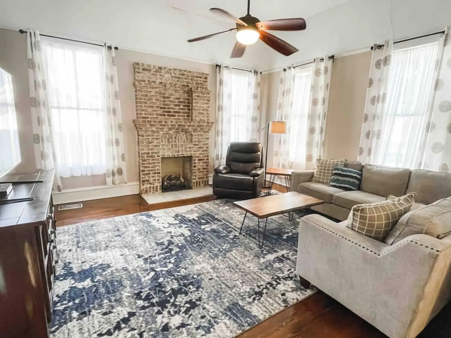 9b84ac9f 7a5d 4f71 9328 069f830ee200