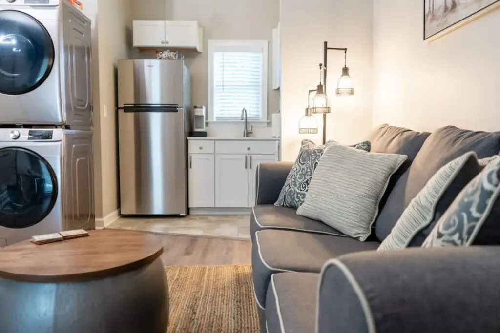 acc9e6ee dd45 44ba bc62 3d42894f896a