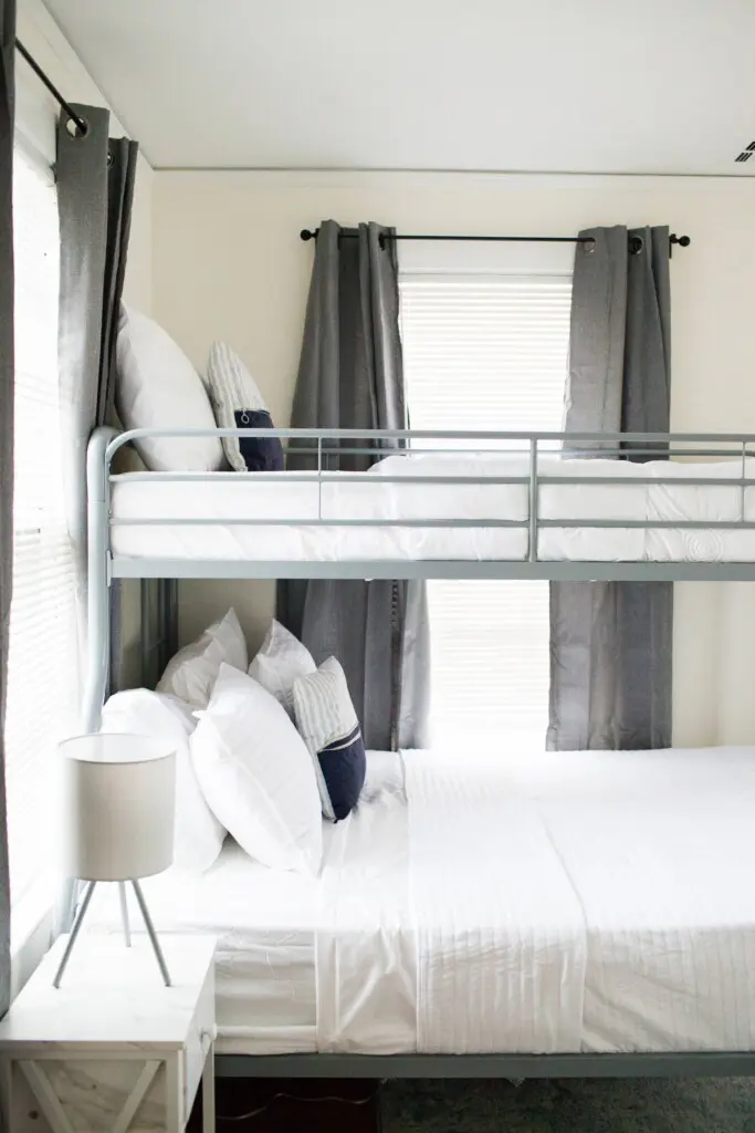 b279e771 8885 4f15 95ed c549593fd8d2