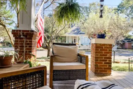 c674e376 c19f 4210 a62f b0829c748e18