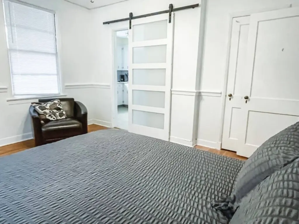 e42828c0 f8f2 4efb b89e 4653859a2cf1