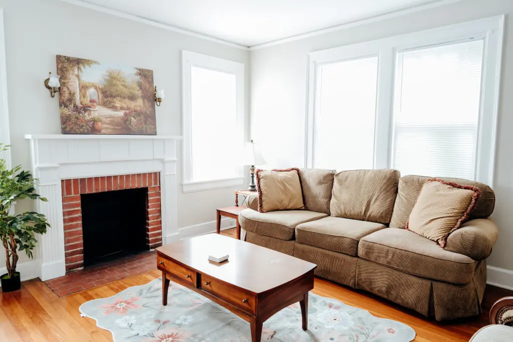 e9e9f8dd 468c 4a73 8da7 b1bde7cb6958