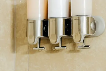 f0425653 11cc 48c4 9706 a7433fac4186