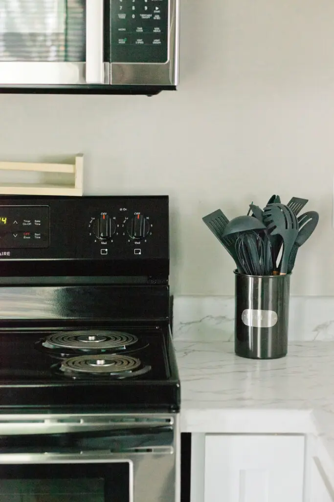 f2591ce6 f225 41f8 b0c4 e6ab32e7ad8b