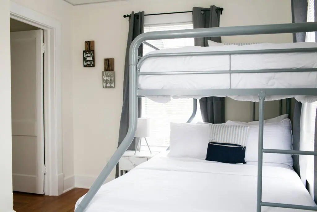 ffdc64f3 8b5c 4caf 89c5 8ba864fdfab6