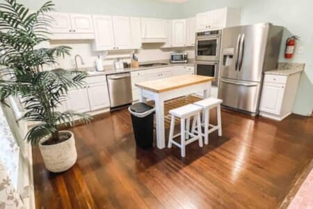 d1c43663 82c8 4ca6 82d6 a10857765583